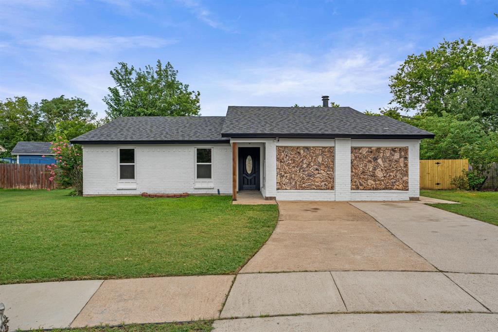 1004 E georgian Road