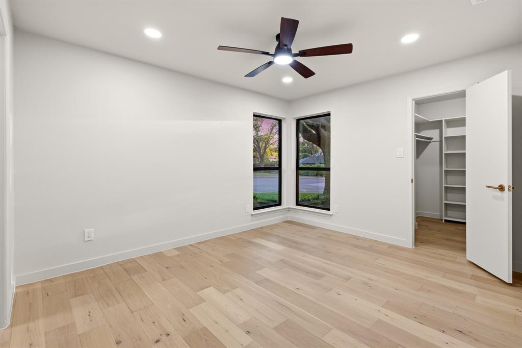 Lake Highland Village - Residential