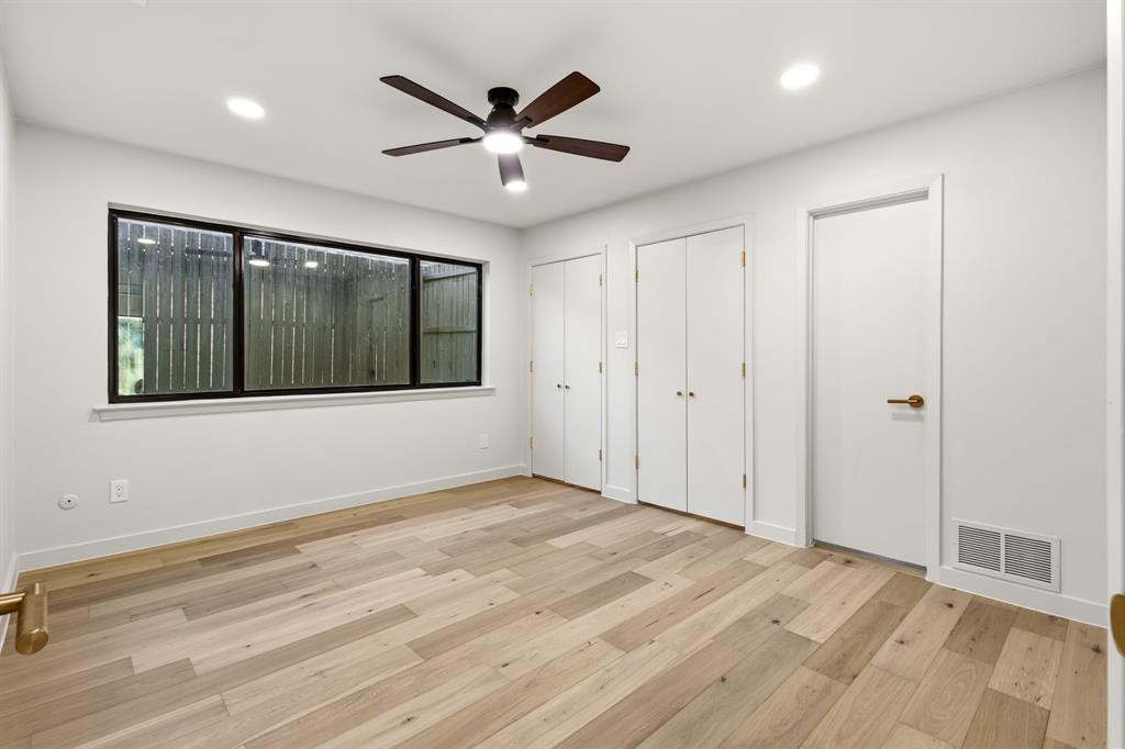 Lake Highland Village - Residential