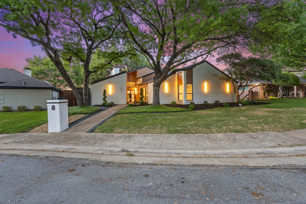 Lake Highland Village - Residential
