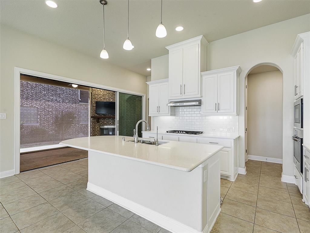 4901 Dolorosa Lane