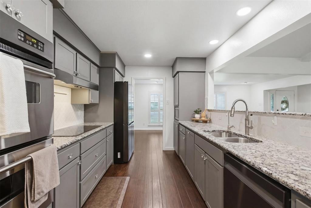 Schreiber Manor - Residential