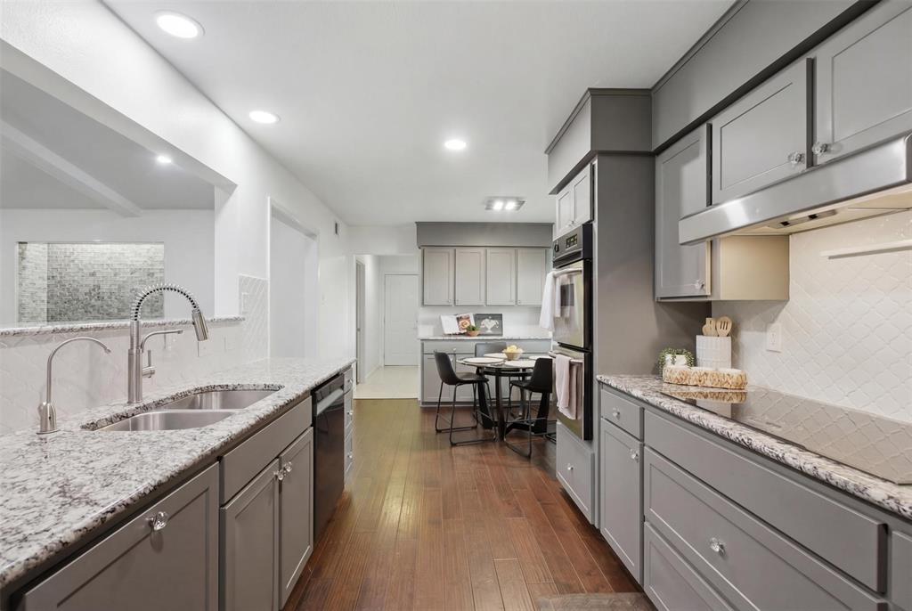 Schreiber Manor - Residential