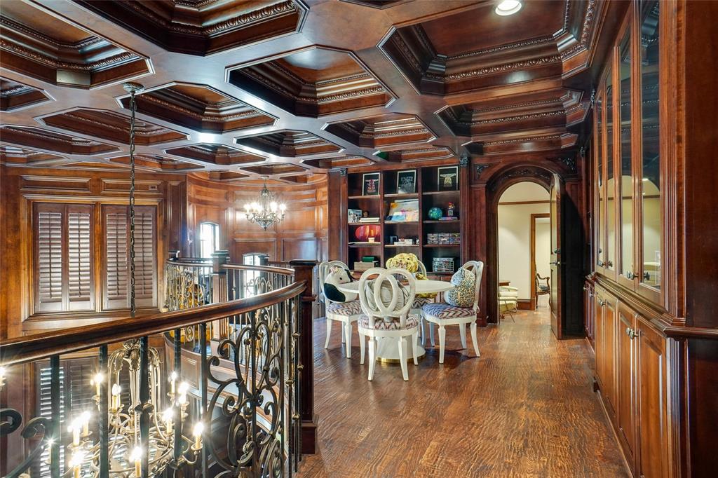 Chateau Du Lac Ph I - Residential