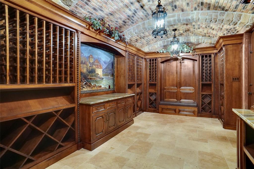 Chateau Du Lac Ph I - Residential