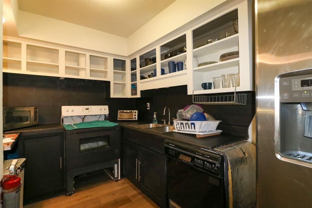 Greenbrier Place Condos - Residential