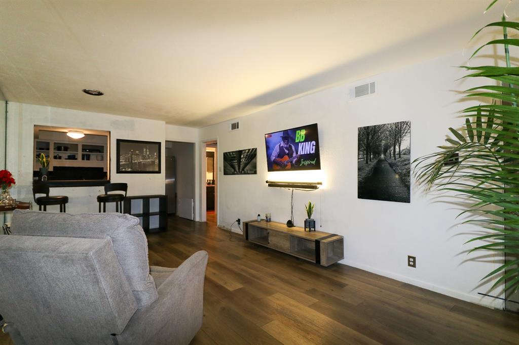 Greenbrier Place Condos - Residential