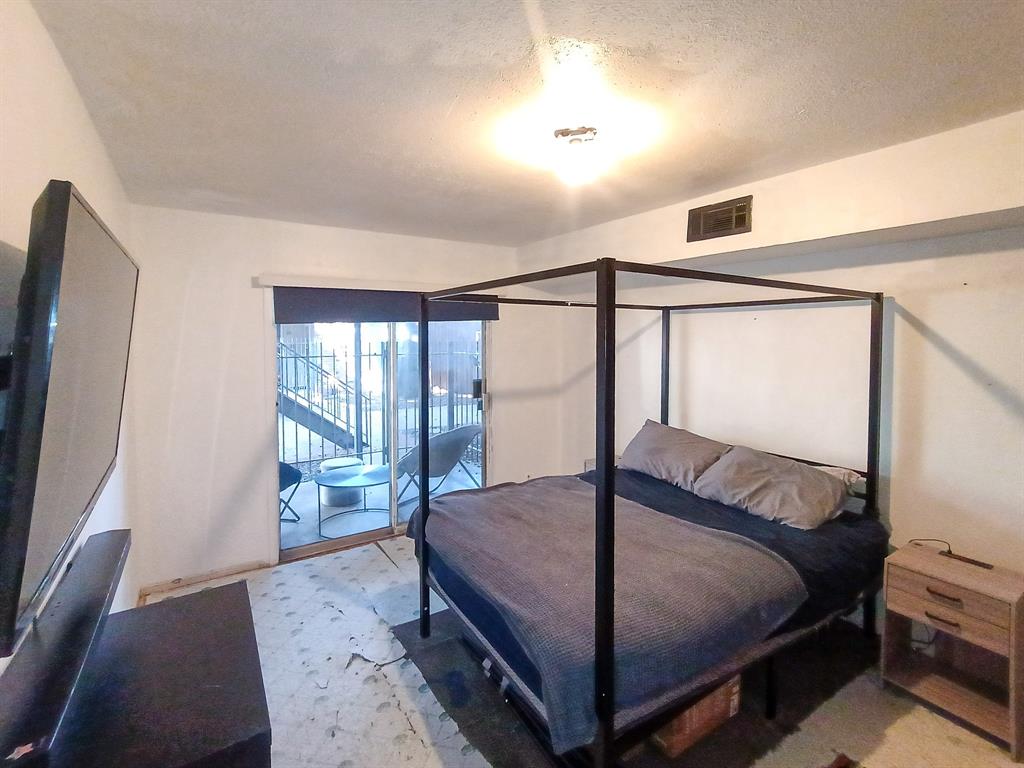 Greenbrier Place Condos - Residential