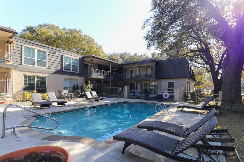 Greenbrier Place Condos - Residential