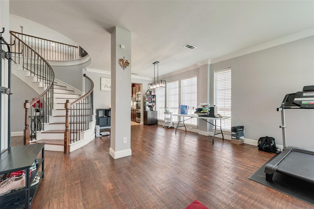 2114 Parkhurst Court