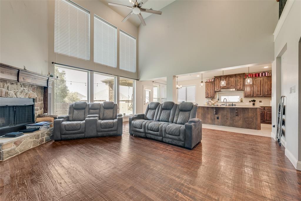 2114 Parkhurst Court