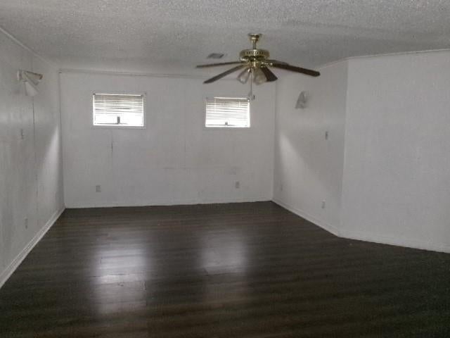 Photo of 1211 Caroline Drive, Bossier City, LA 71112 (MLS # 21342307)
