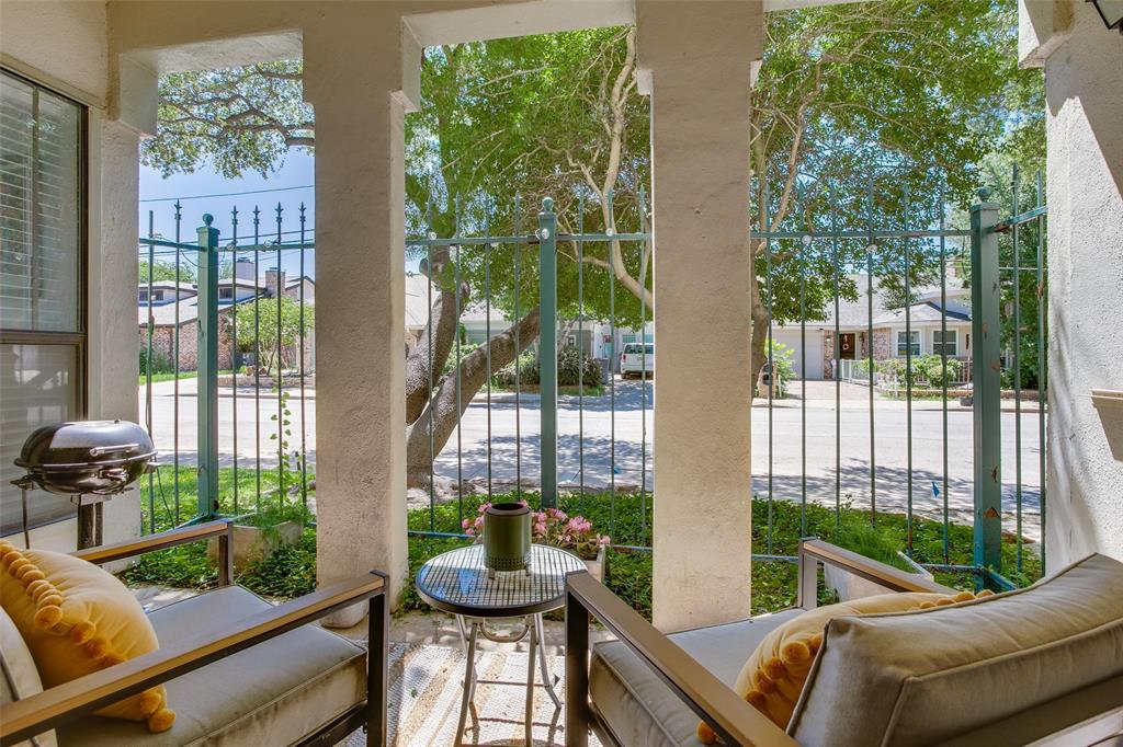 Bryan Place Condo - Residential