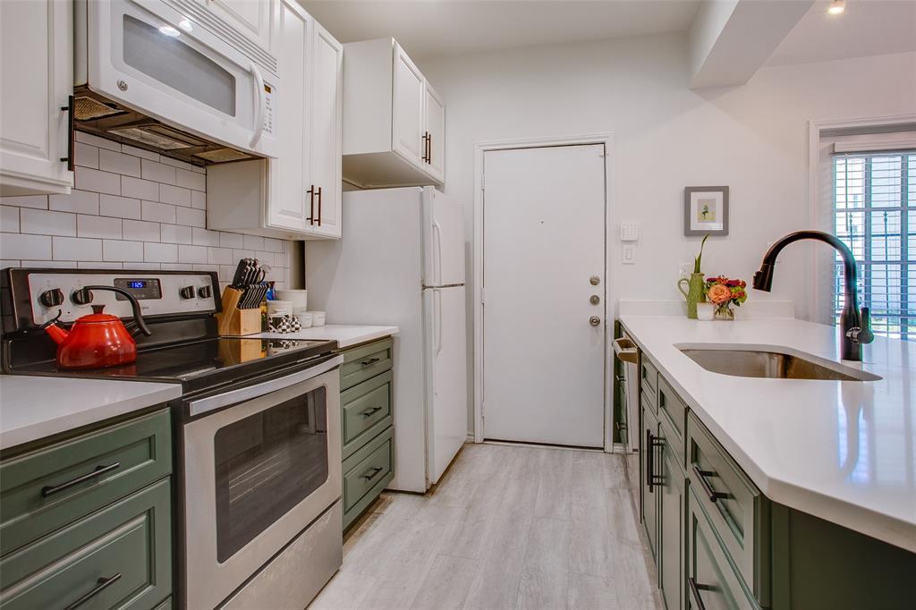 Bryan Place Condo - Residential