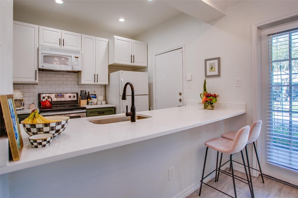 Bryan Place Condo - Residential