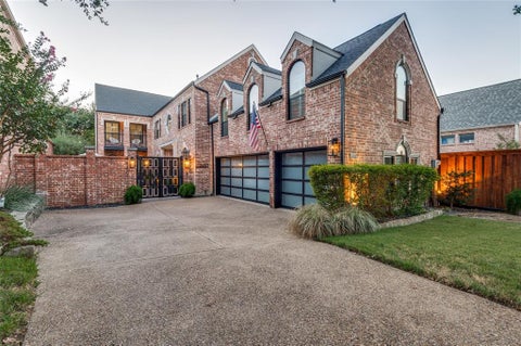 Photo of 3117 Prestonwood Drive, Plano, TX 75093 (MLS # 21382983)