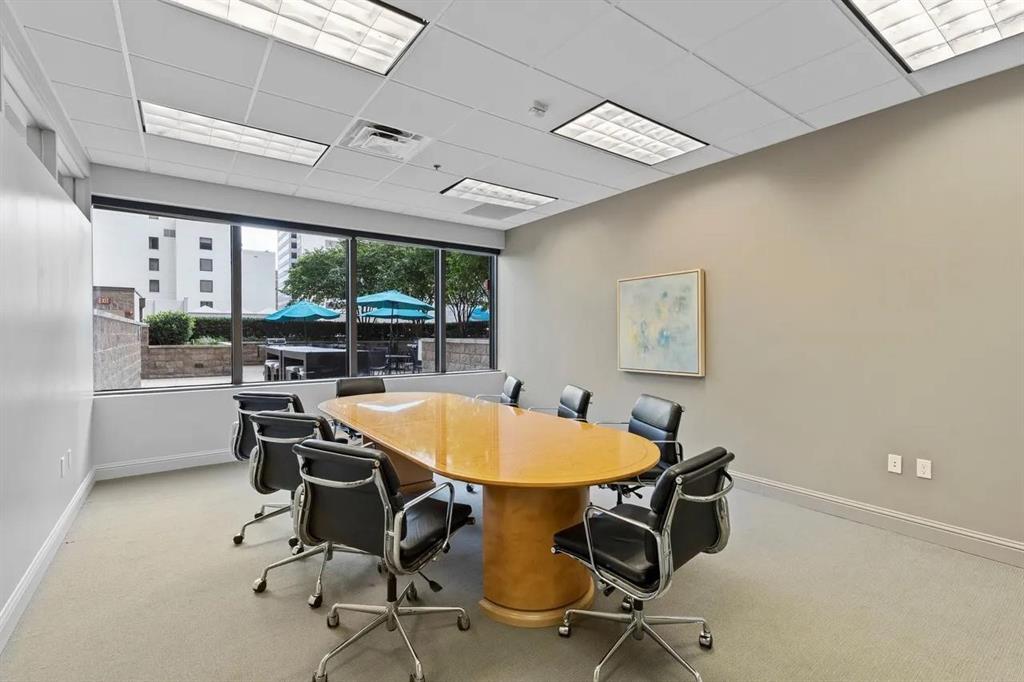 Metropolitan 1200 Main St Condo - Residential