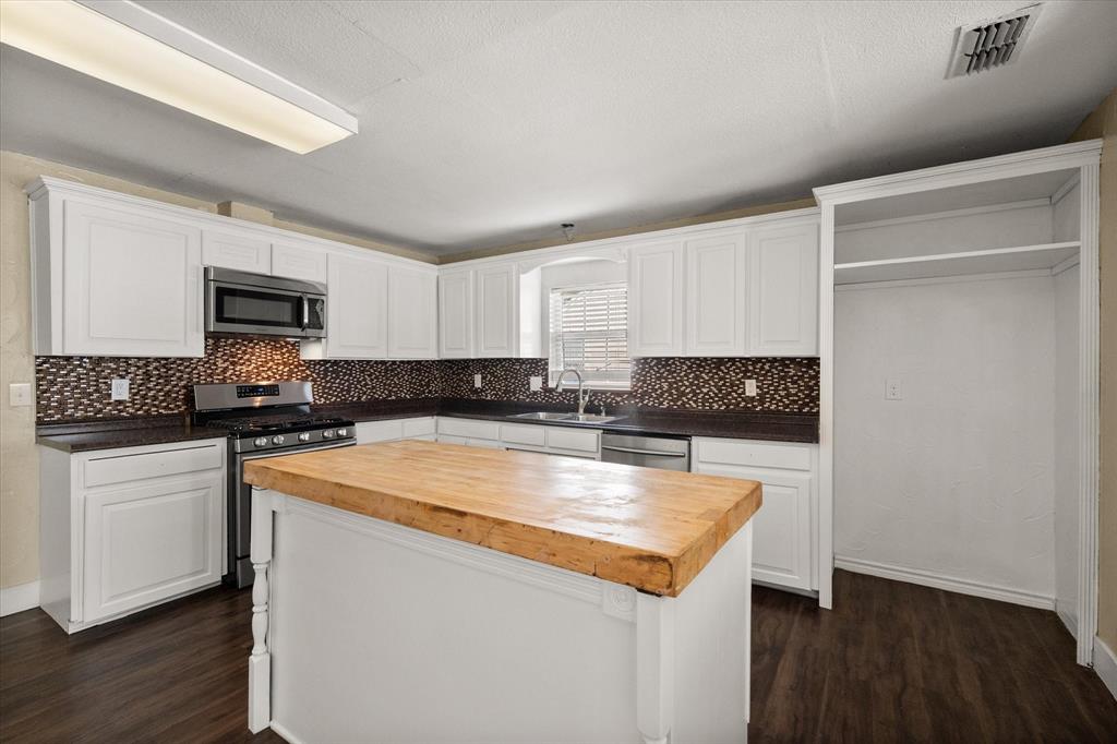 Ferris 2nd-Rev - Residential Lease