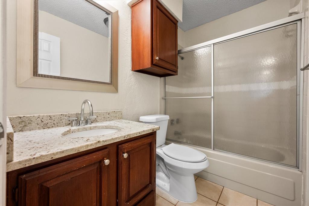 Cloisters Condo The - Residential