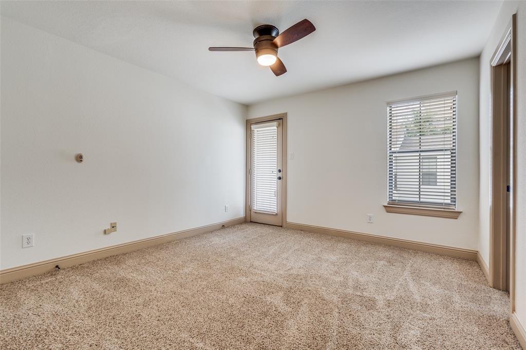 Live Oak Townhome 02 - Residential