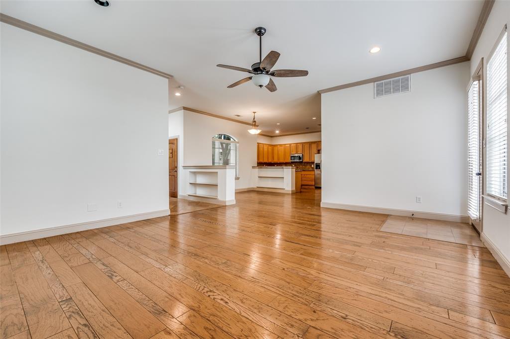 Live Oak Townhome 02 - Residential