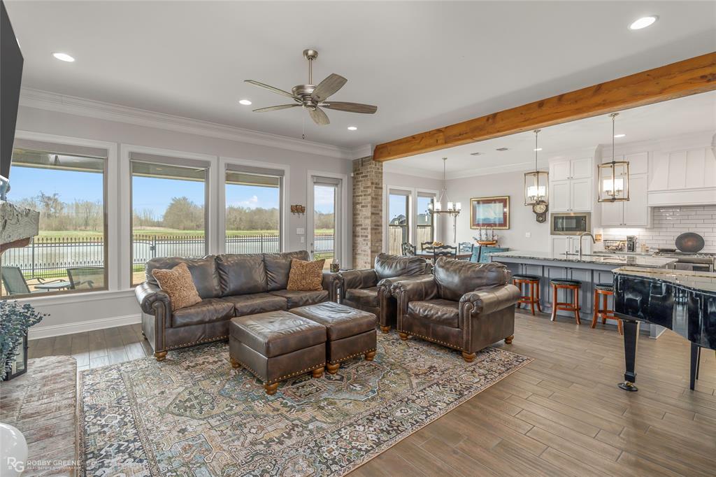 1113 Calle Lago Court