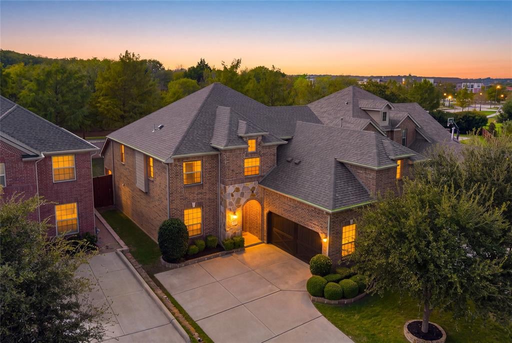 1704 Hickory Chase Circle