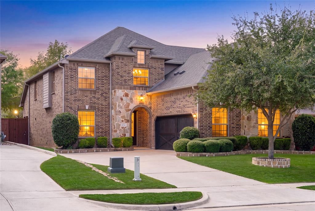 1704 Hickory Chase Circle