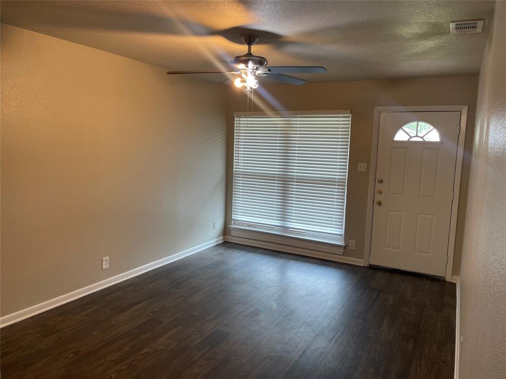 618 Rolling Ridge Drive