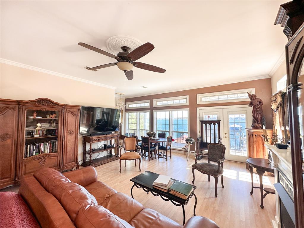 Three Points - Residential