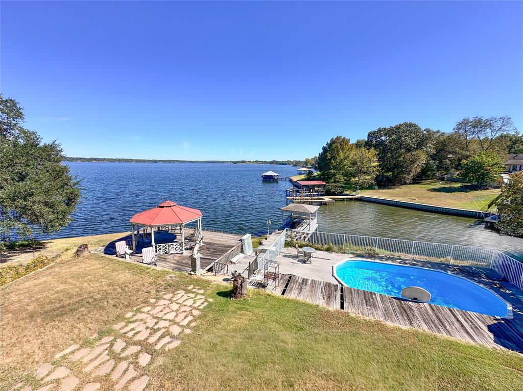 Three Points - Residential