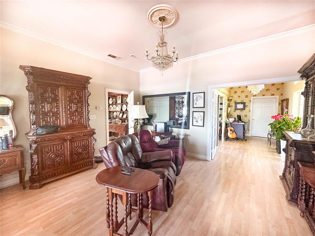 Three Points - Residential