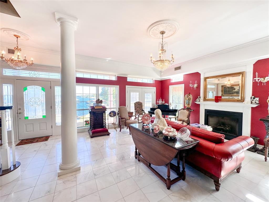 Three Points - Residential