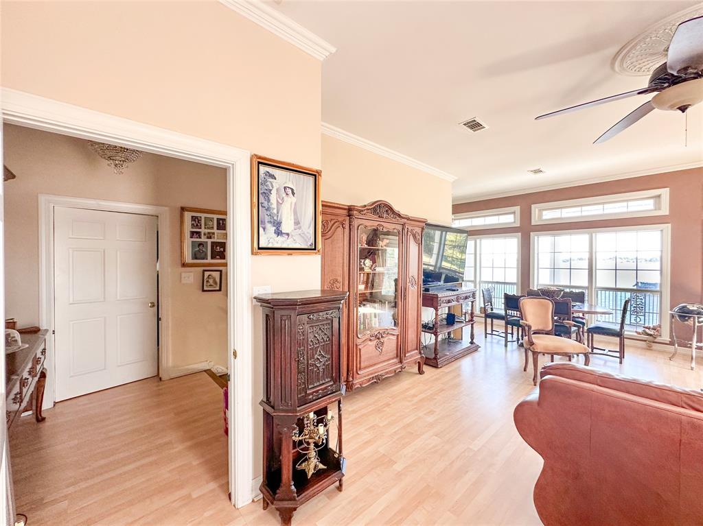 Three Points - Residential