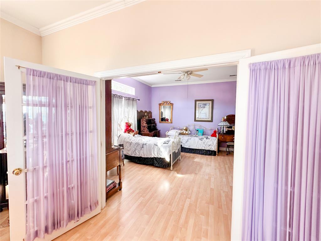 Three Points - Residential