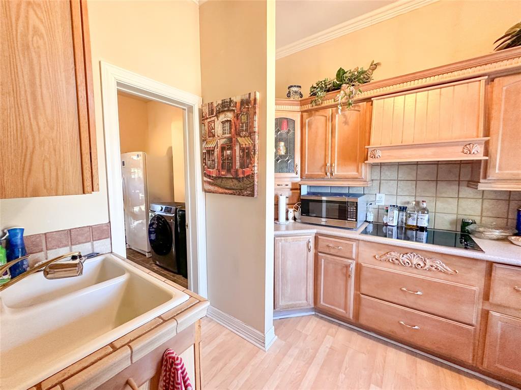 Three Points - Residential