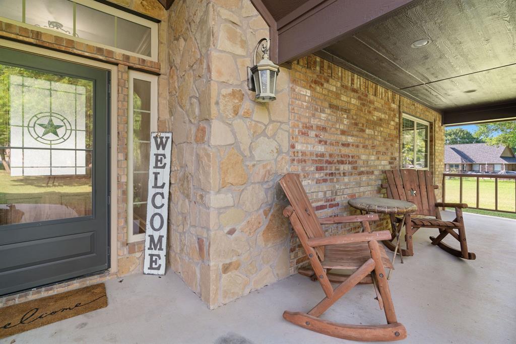 204 N Doubleday Court