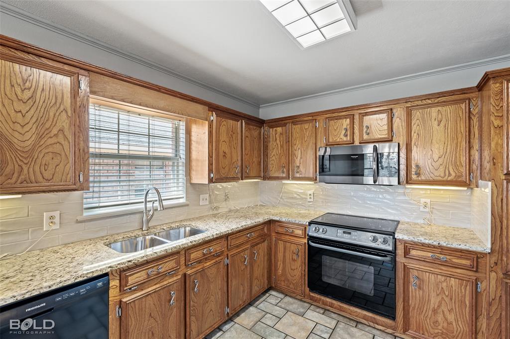 Bossier City, Louisiana 71111, United States, 3 Bedrooms Bedrooms, ,2 BathroomsBathrooms,Residential,Active,92477