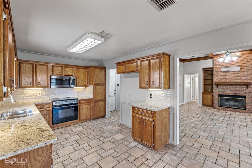 Bossier City, Louisiana 71111, United States, 3 Bedrooms Bedrooms, ,2 BathroomsBathrooms,Residential,Active,92477