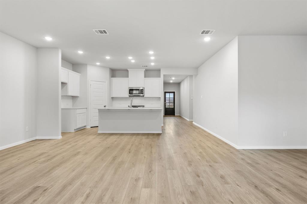 Kings Way - Residential