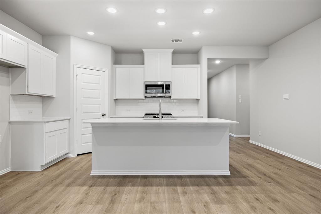 Kings Way - Residential