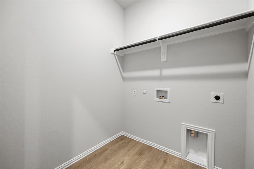 Kings Way - Residential