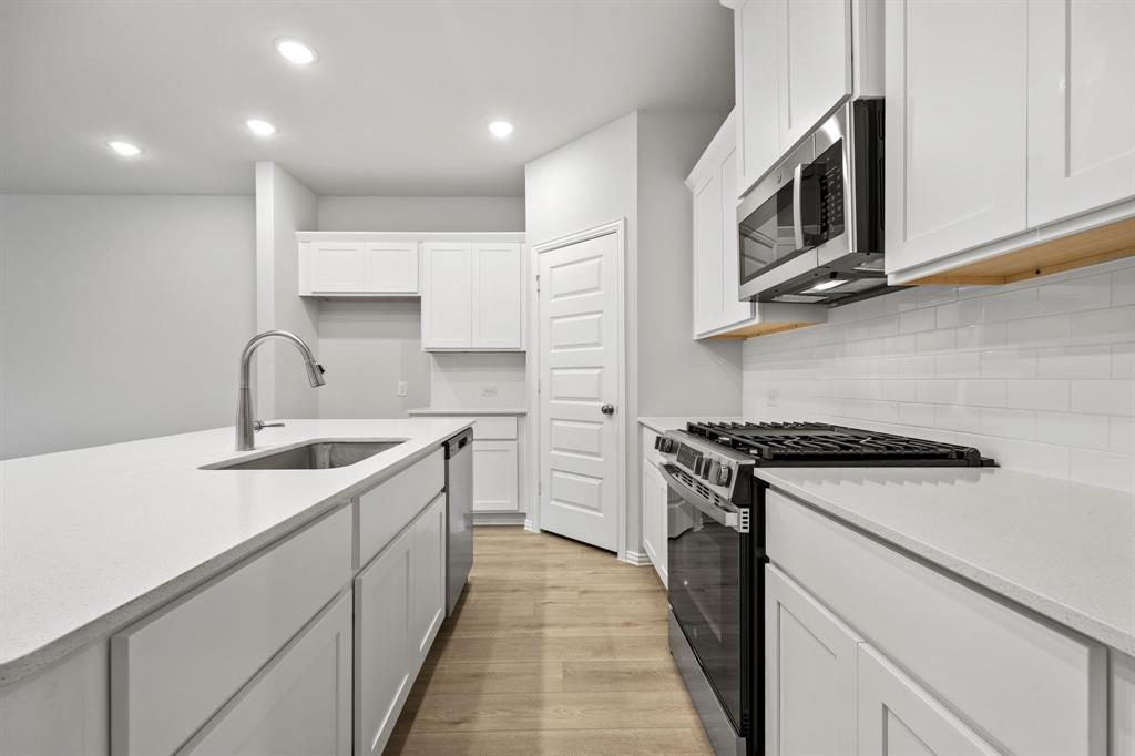 Kings Way - Residential