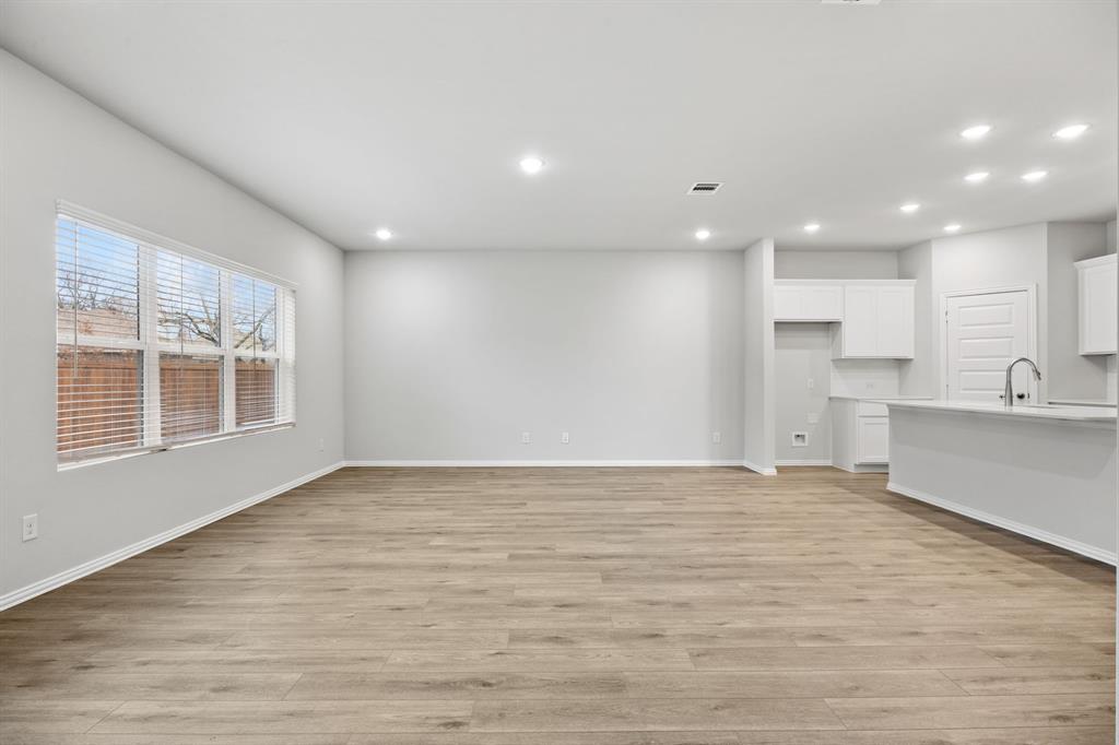 Kings Way - Residential