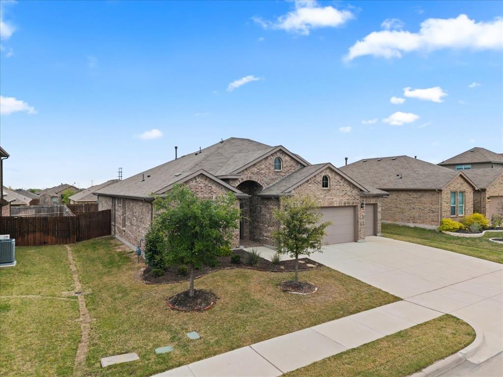 1117 Scotney Lane