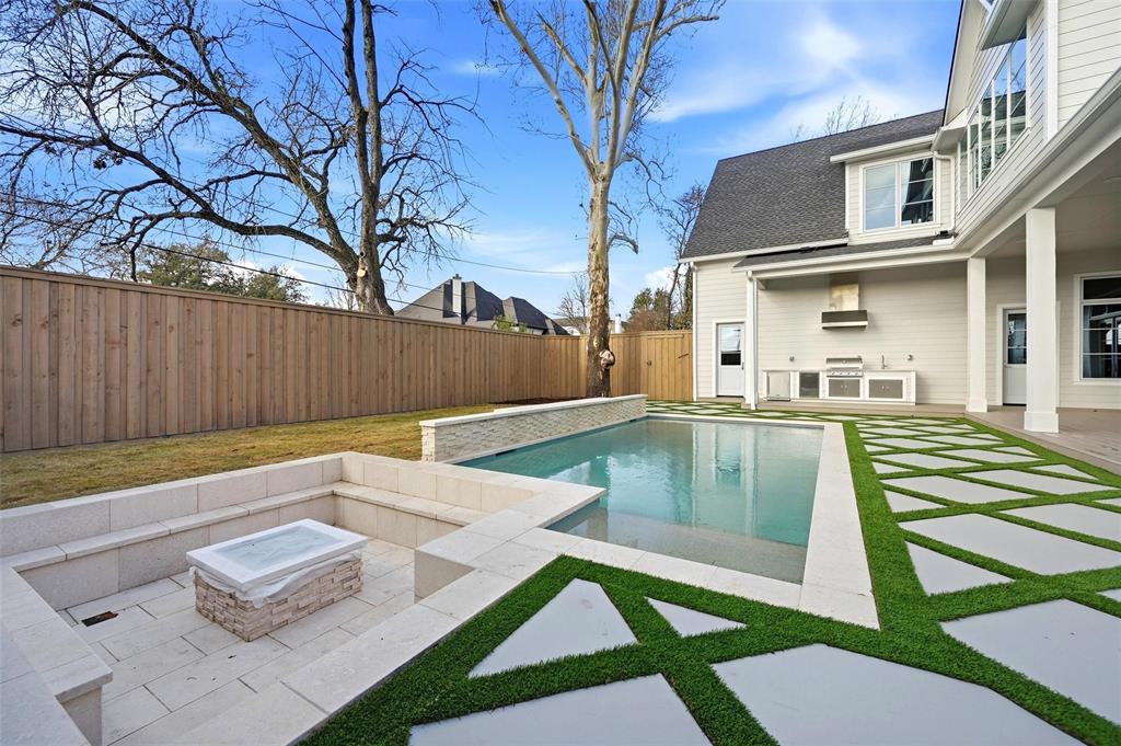 Huffhines Hill - Residential