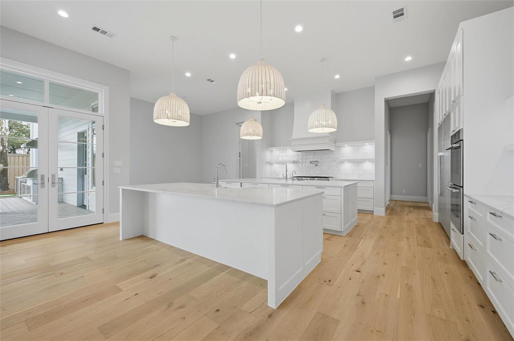 Huffhines Hill - Residential