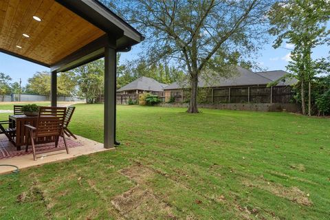 A home in Lindale