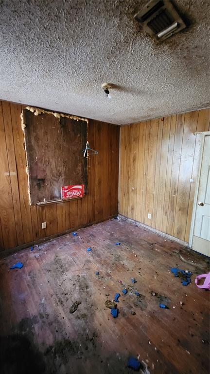 Th Living - Residential