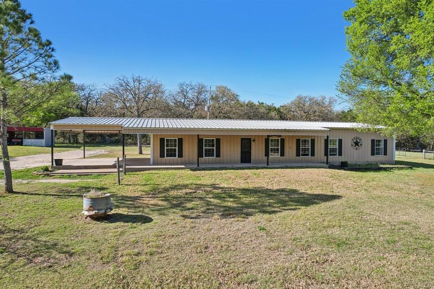 Welcome to this stunning property in Whitney, TX, offering nearly 22 acres of beautiful countryside in the Prairie Valley area. The expansive land features a large stocked tank, a seasonal pond, a seasonal creek, and is fully fenced – perfect for outdoor activities and livestock. Ag exemption in place.
The spacious, recently remodeled home boasts five bedrooms plus a versatile study, making it ideal for family living or working remotely. Notable upgrades include new flooring, fresh paint, updated electrical systems, and the addition of three bedrooms. The large living area provides a warm, welcoming space for relaxing and entertaining.
Enjoy the bright sunroom or flex room, complete with a built-in electric fireplace—perfect for cozy evenings. The kitchen comes equipped with stainless steel appliances that convey with the property, making cooking a pleasure.
Outdoor amenities include a large above-ground pool for summer fun. A covered hot tub is also available, though it is currently not in service. The property features three outbuildings, providing ample storage and utility space.
Don’t miss the opportunity to own this gorgeous, spacious home in a peaceful and scenic setting—an exceptional place to call home.